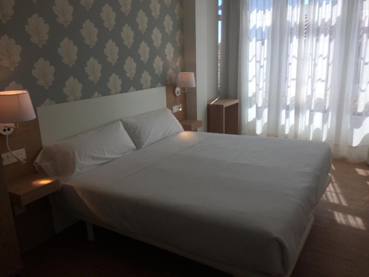 Denike Grupo Atalaia Guest house 2*